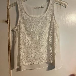 Sleeveless blouse